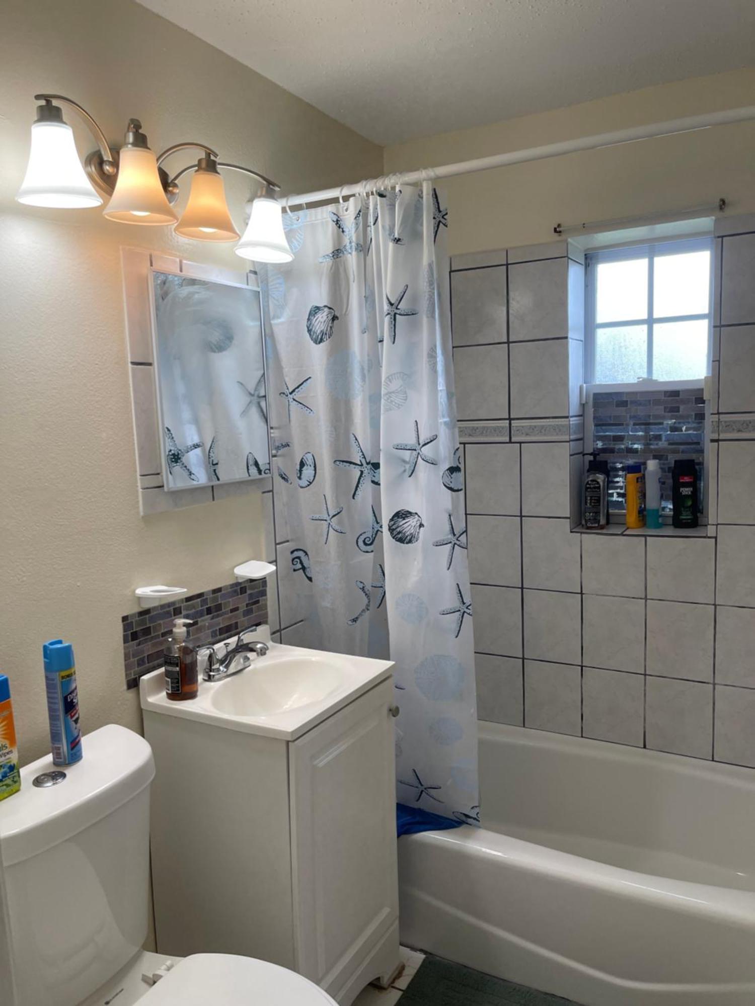 Private Queen Bedroom C Shared Common Spaces Fort Pierce Exteriör bild